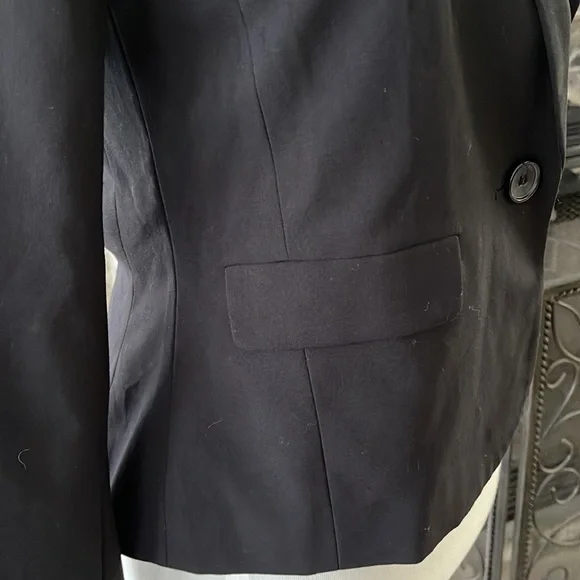 Blazer - Picture 4 of 5